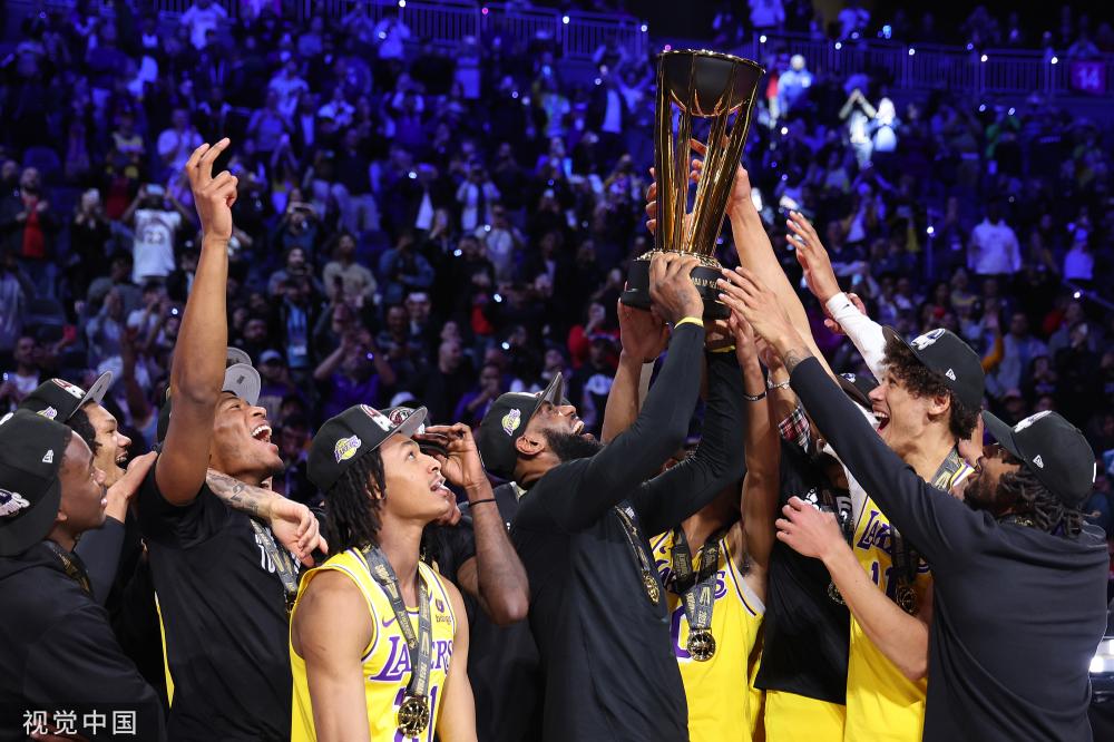 他在比赛中 他在比赛中